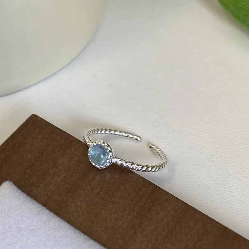 Moderne perleaccent sølvring