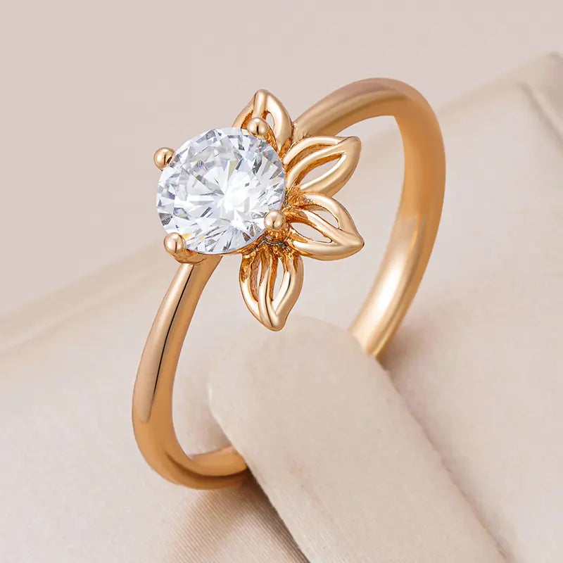 Elegant guldbelagt zirconia ring