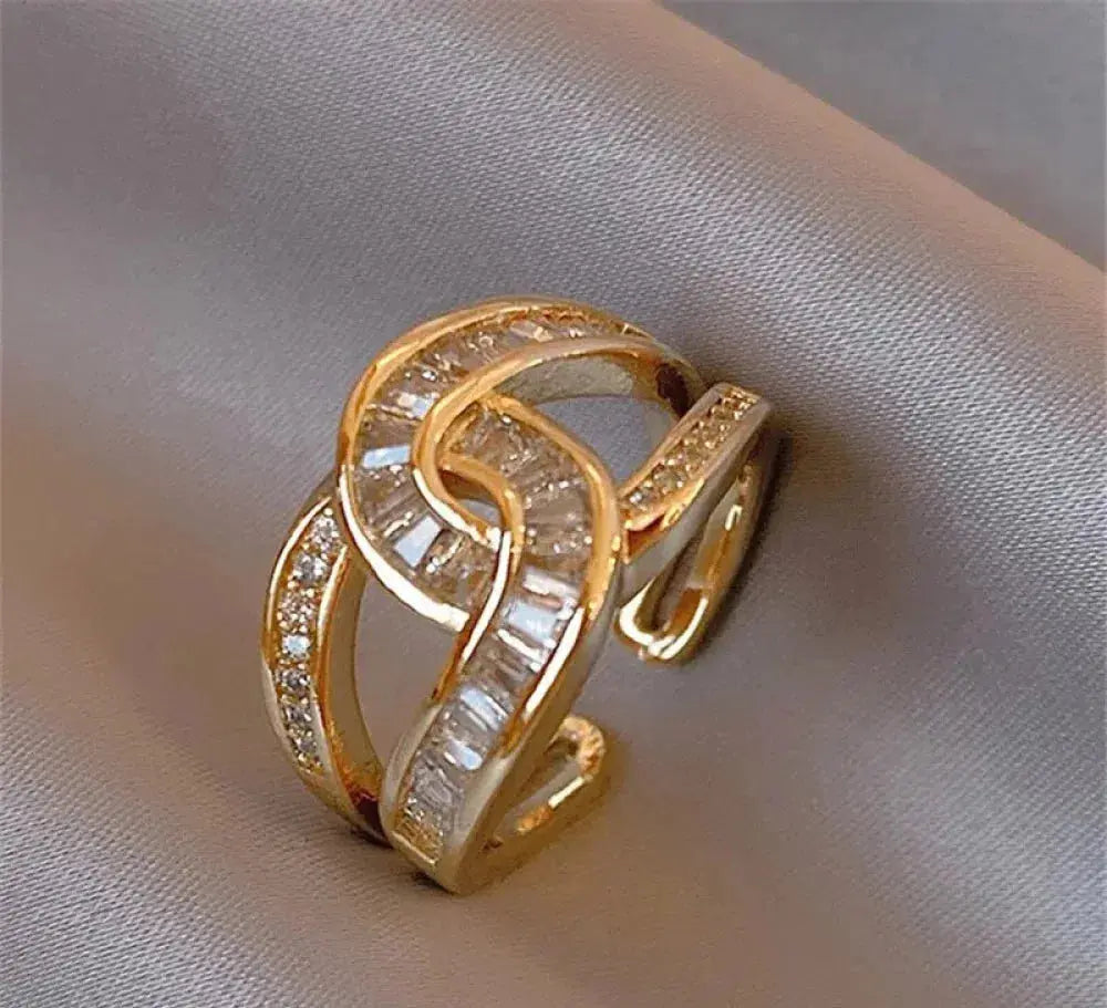 Knudet elegant ring
