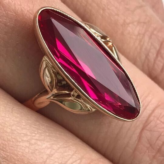 Vintage granat oval krystal guld ring