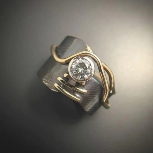 Mørk vintage ring med zirkonia