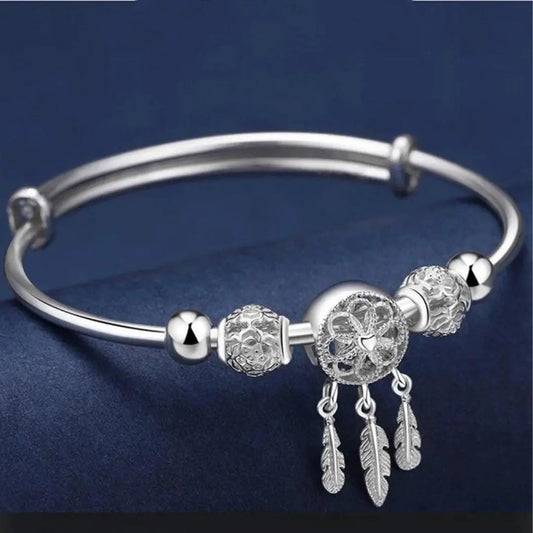Justerbart armbånd med tredobbelt bladcharms lavet af 925 sterling sølv
