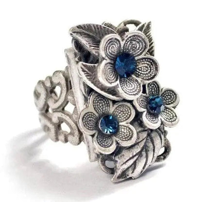 Floral safir ring