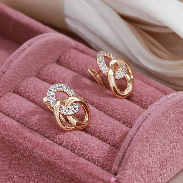 Elegante øreringe med kubisk zirkonia i guld