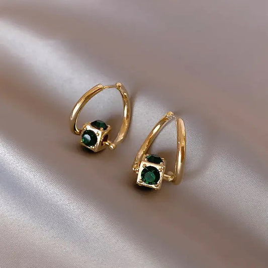 Grønne Elegante Øreringe i Guld