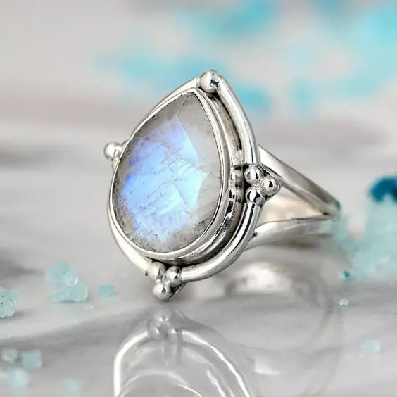 Vintage Hvid Opal Dråbeformet Ring
